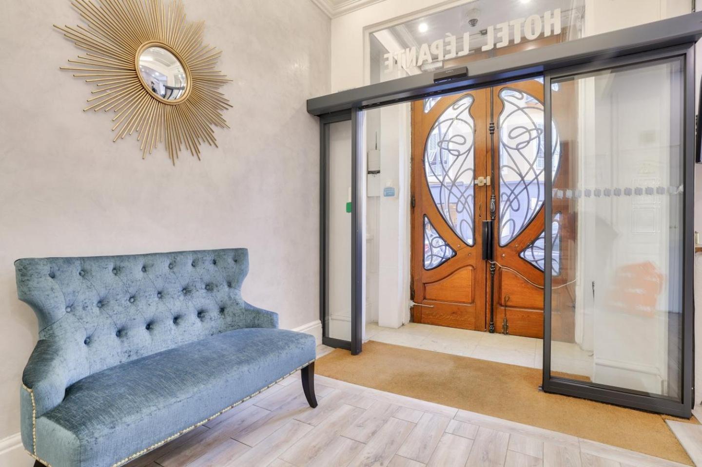 Hotel Lepante نيس المظهر الخارجي الصورة