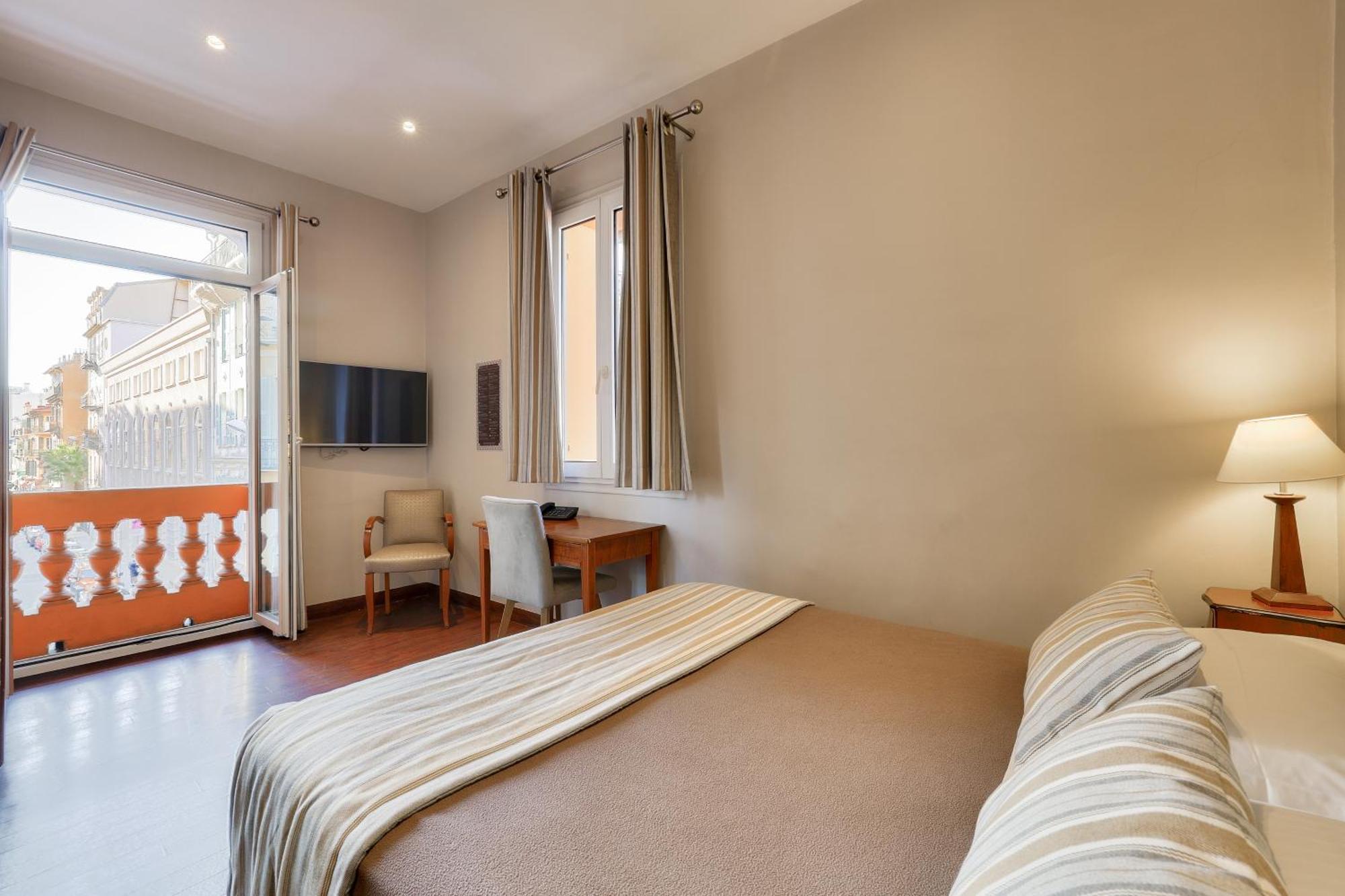 Hotel Lepante نيس المظهر الخارجي الصورة