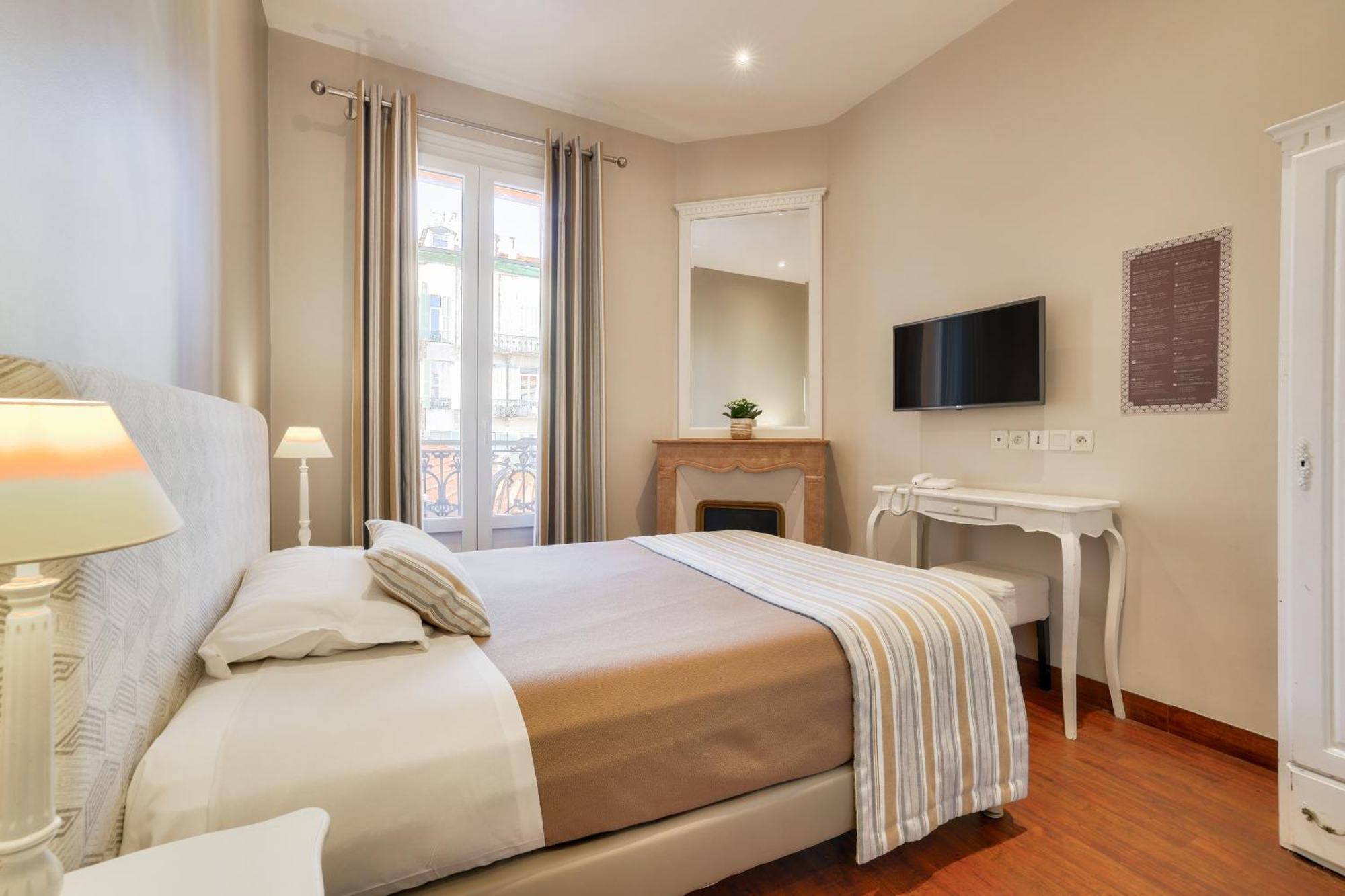 Hotel Lepante نيس المظهر الخارجي الصورة