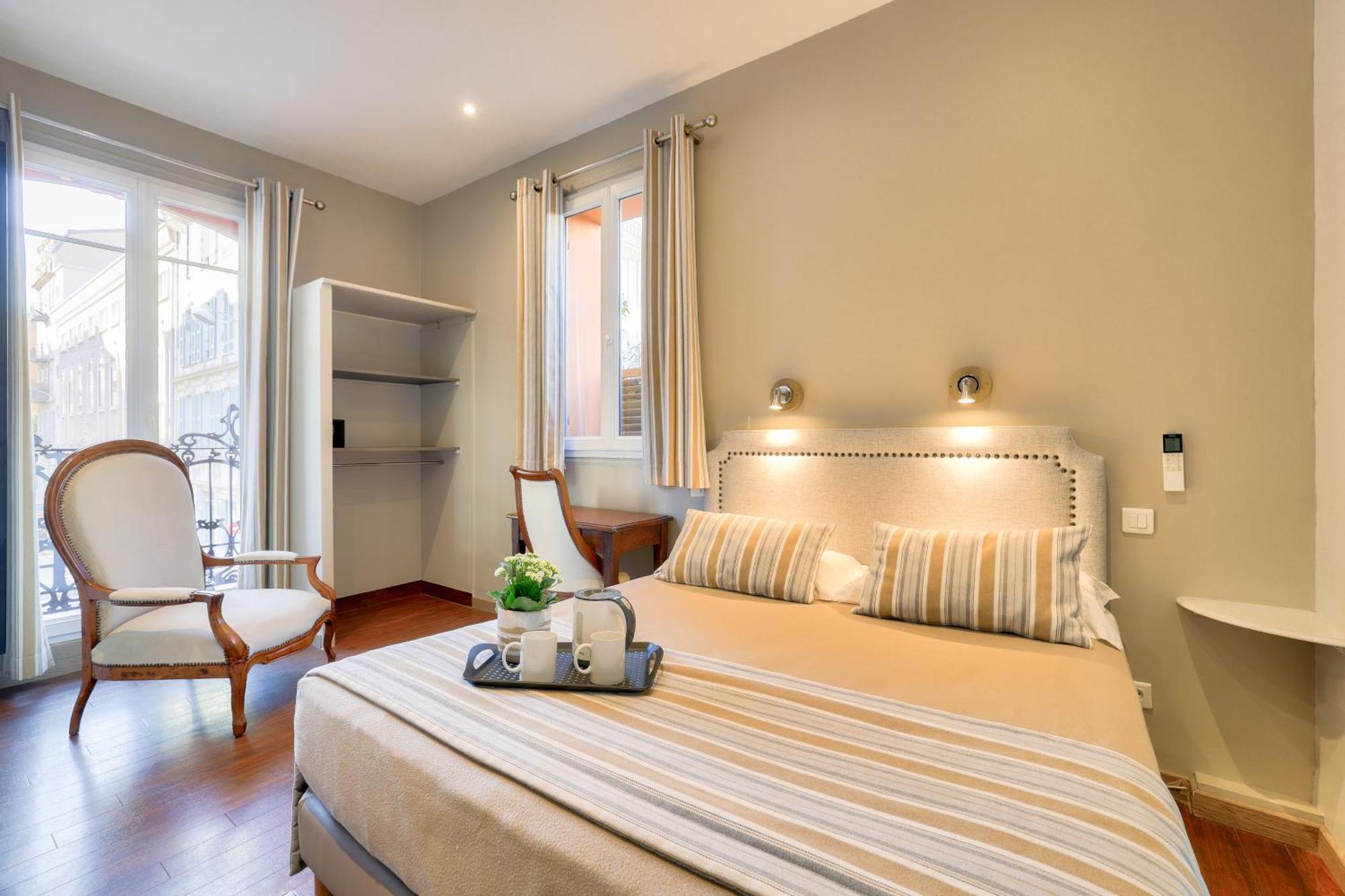 Hotel Lepante نيس المظهر الخارجي الصورة