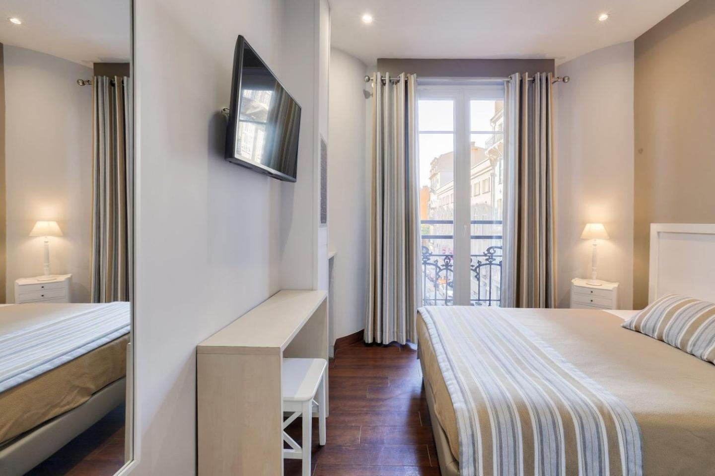 Hotel Lepante نيس المظهر الخارجي الصورة