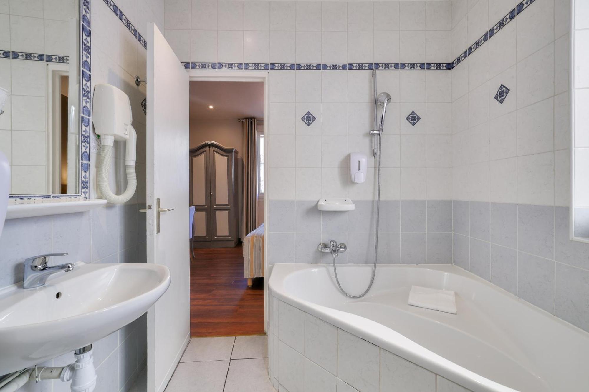 Hotel Lepante نيس المظهر الخارجي الصورة